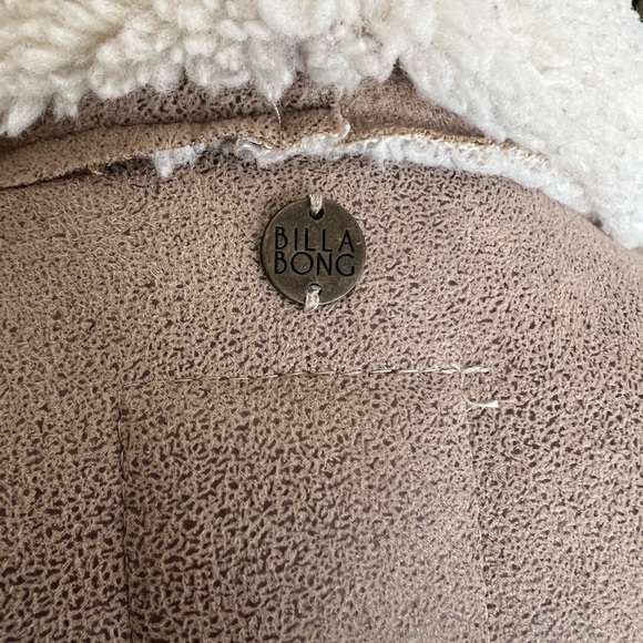 BILLABONG Sherpa Faux Leather Drape Front “Far & Away” Jacket Size M Shearling - Picture 7 of 13
